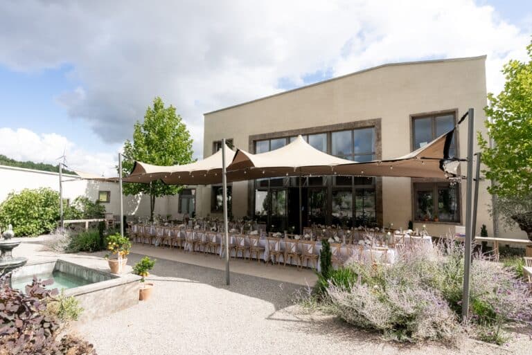 00919-florian-knusper-hochzeitsfotograf-wuerzburg-gartenhochzeit-location-draussen-Villa Oriental