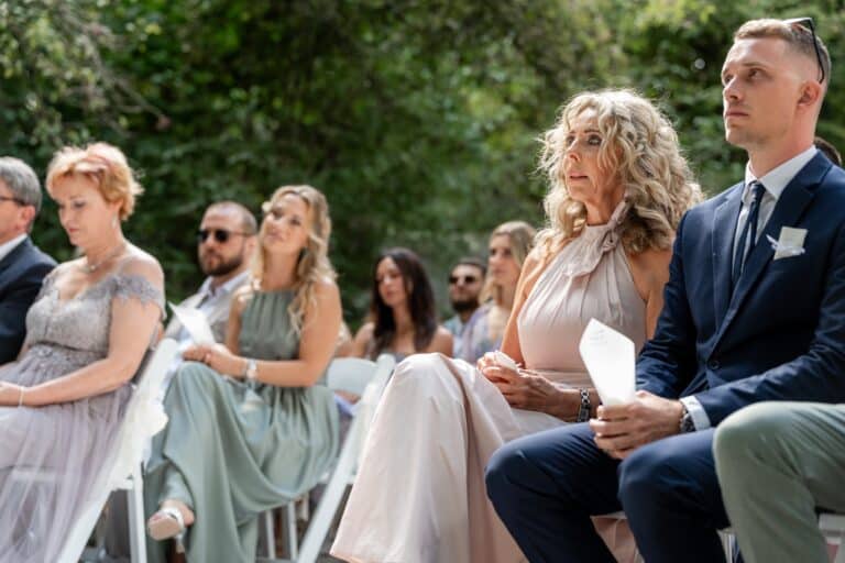 03348-florian-knusper-hochzeitsfotograf-wuerzburg-gruppe-von-gaesten-Villa Oriental