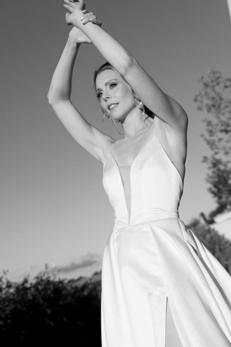 06182-2-florian-knusper-hochzeitsfotograf-wuerzburg-braut-im-hochzeitskleid-Villa Oriental