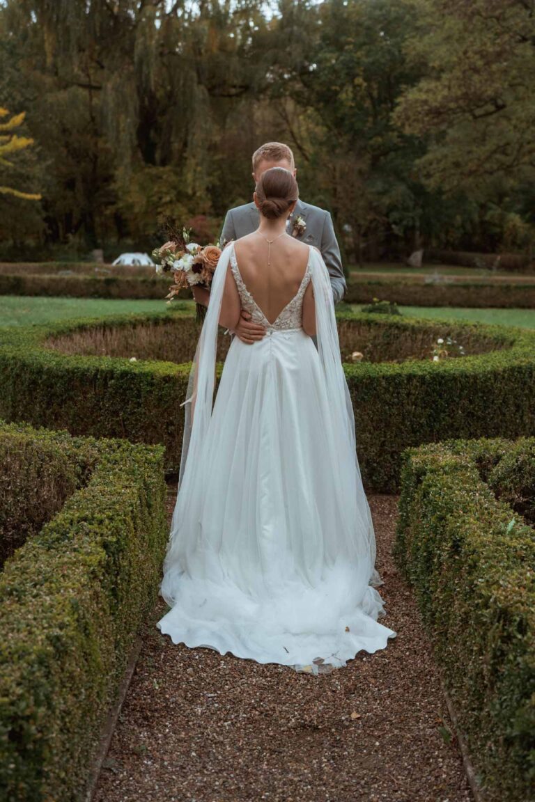 Hochzeit Schloss Zeilitzheim Freie Trauung Hochzeitsfotograf Würzburg Florian Knusper First Look Fotoshooting Fotograf für LGBTQ Hochzeit