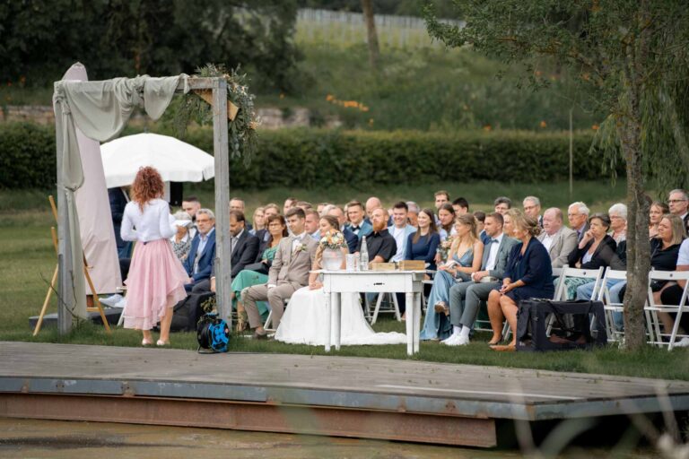 Hochzeit Freihof Prichsenstadt Freie Trauung Hochzeitsfotograf Würzburg Florian Knusper First Look Fotoshooting