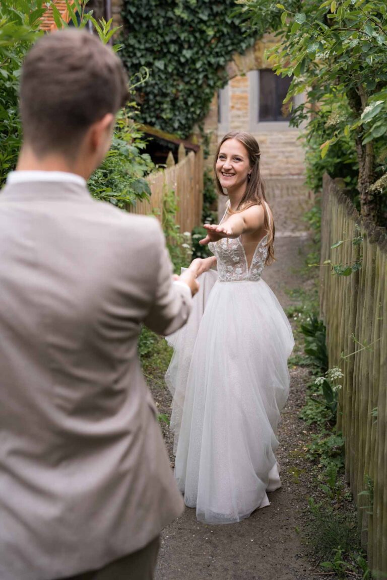 Hochzeit Freihof Prichsenstadt Freie Trauung Hochzeitsfotograf Würzburg Florian Knusper First Look Fotoshooting