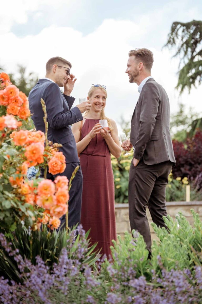 Hochzeit The Oriental Freie Trauung Hochzeitsfotograf Würzburg Florian Knusper First Look Fotoshooting Fotograf für LGBTQ Hochzeit