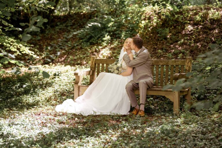 Hochzeit The Oriental Freie Trauung Hochzeitsfotograf Würzburg Florian Knusper First Look Fotoshooting Fotograf für LGBTQ Hochzeit