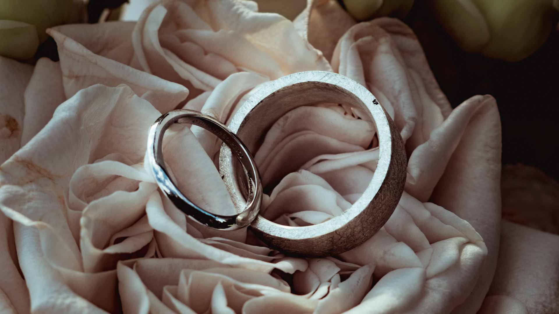 Hochzeit Freie Trauung Vogelsburg Hochzeitsreportage Volkach Hochzeitsfotograf Würzburg Bamberg Nürnberg Erlangen Fürth Fulda Köln Berlin Florian Knusper