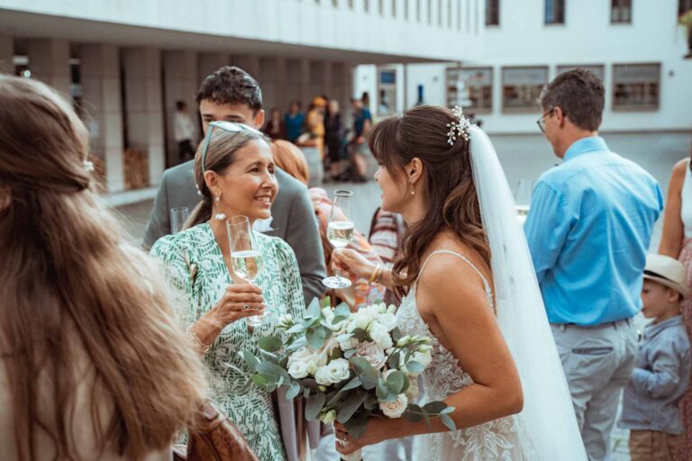 Hochzeit Vogelsburg Volkach Freie Trauung Hochzeitsfotograf Würzburg Florian Knusper First Look Fotoshooting Fotograf für LGBTQ Hochzeit