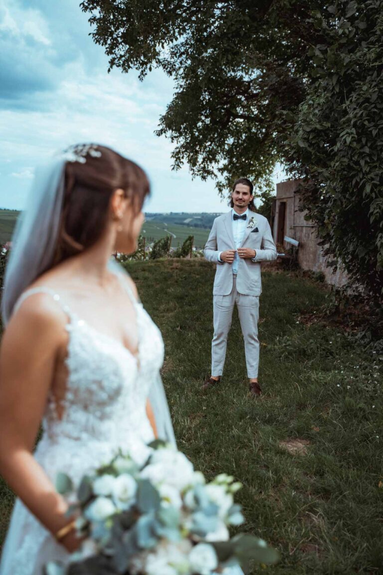 Hochzeit Vogelsburg Volkach Freie Trauung Hochzeitsfotograf Würzburg Florian Knusper First Look Fotoshooting Fotograf für LGBTQ Hochzeit