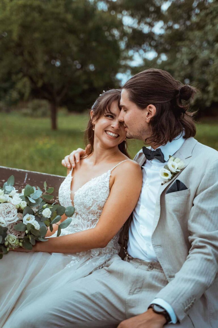 Hochzeit Vogelsburg Volkach Freie Trauung Hochzeitsfotograf Würzburg Florian Knusper First Look Fotoshooting Fotograf für LGBTQ Hochzeit