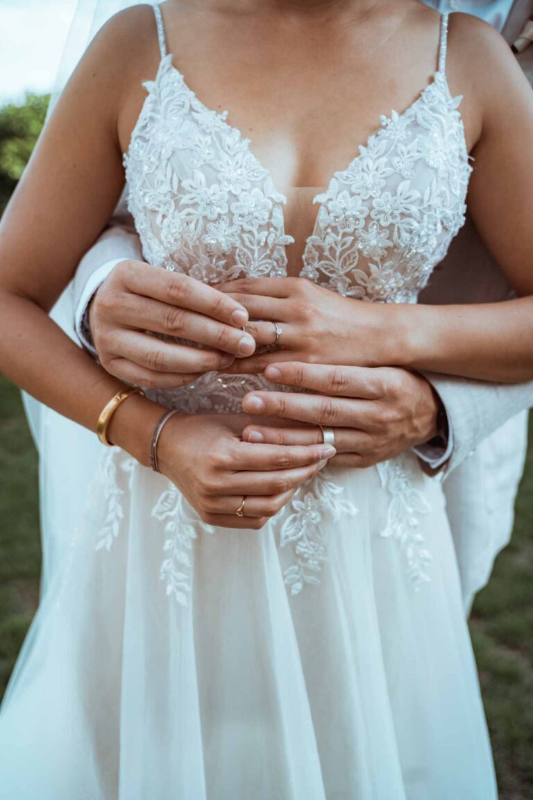 Hochzeit Vogelsburg Volkach Freie Trauung Hochzeitsfotograf Würzburg Florian Knusper First Look Fotoshooting Fotograf für LGBTQ Hochzeit