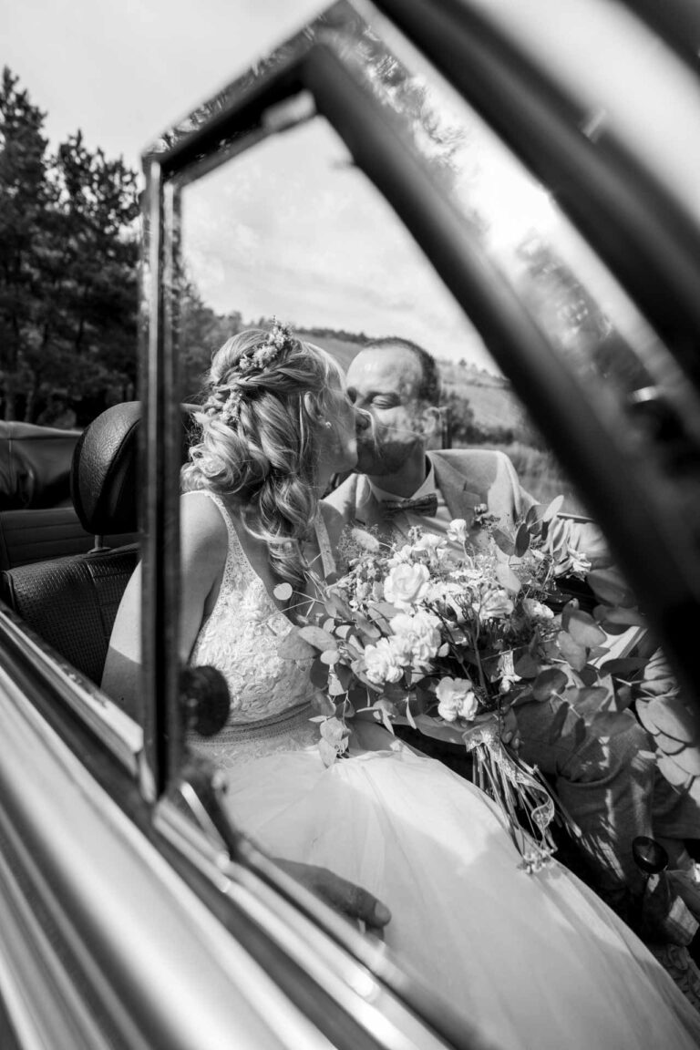 Hochzeit das Retz See Freie Trauung Gleichgeschlechtliche Ehe LGBTQ Hochzeitsfotograf Würzburg Florian Knusper First Look Fotoshooting