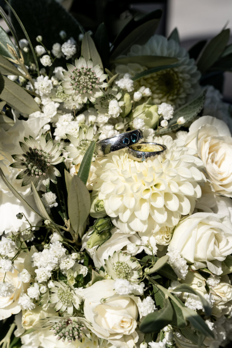 Wedding Photographer english speaking Hochzeit Freie Trauung Hochzeitsfotograf Steinburg Würzburg Florian Knusper First Look Fotoshooting_32