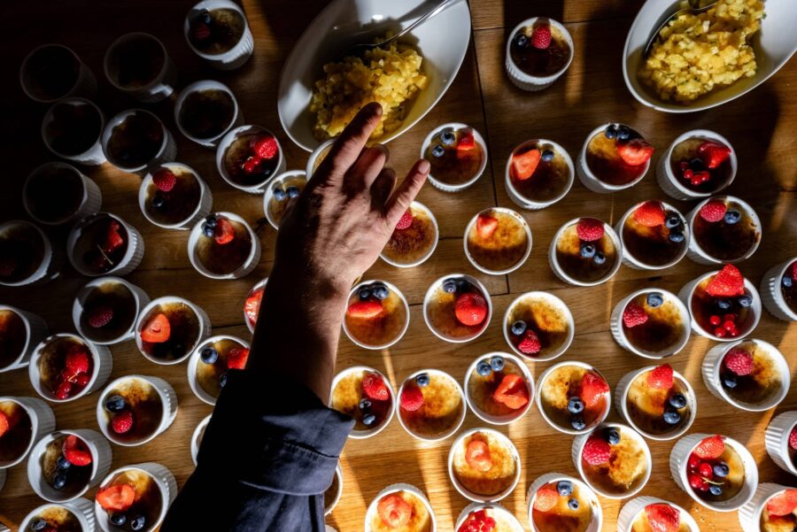 Dessert-Auswahl bei Hochzeitsfeier